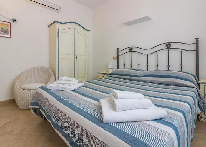 Guesthost - Amazing Sea View Flat With Swimming Pool! Apartman *