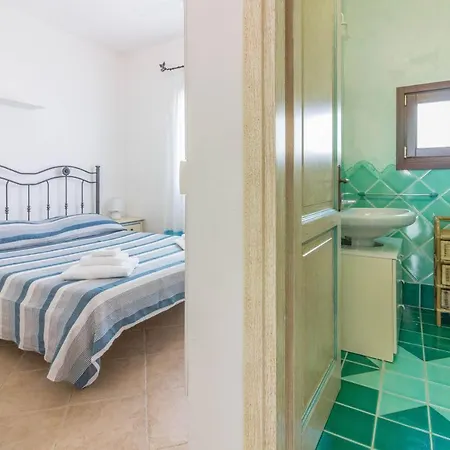 Amazing Sea View Flat With Swimming Pool! Apartment