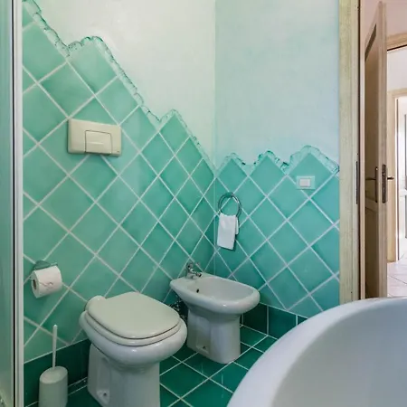 Amazing Sea View Flat With Swimming Pool! Olbia