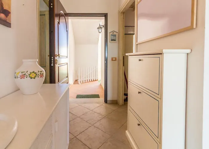 Guesthost - Amazing Sea View Flat With Swimming Pool! Appartamento